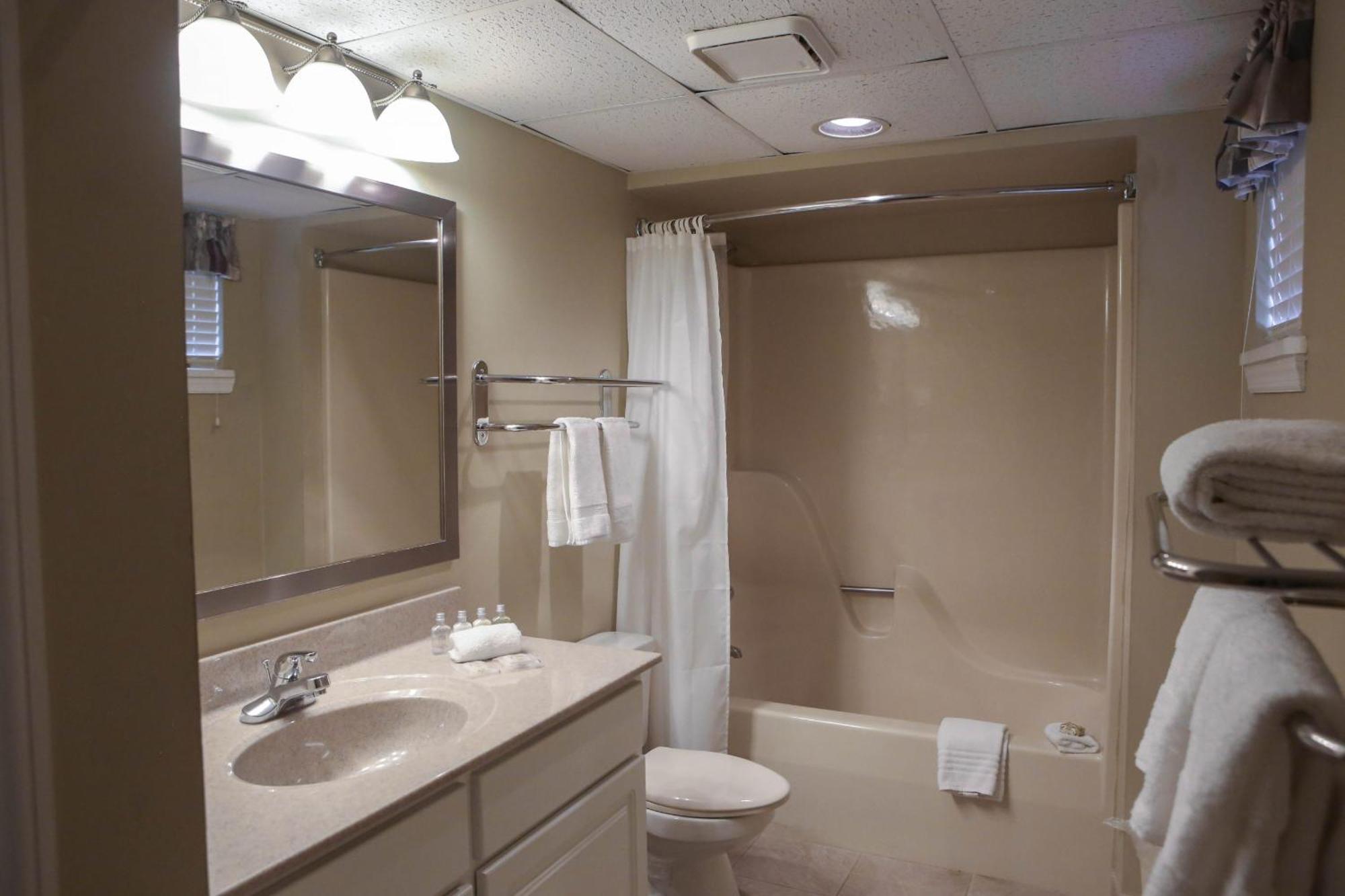 Silver Birches Resort Hawley Exterior photo